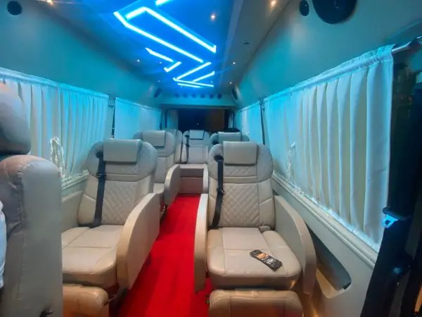 8 Seater
